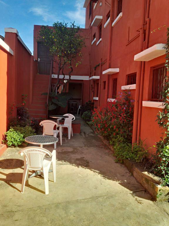 K6 Chambres D'Hote Ivato  Exterior photo